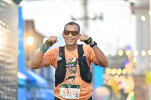 BIB: 5212
                            <button type="button" onclick="openModal(24883978)" class="btn btn-primary btn-sm float-right btn-popup" data-toggle="modal" data-target=".modal-high-quality">
                        <i class="fas fa-shopping-cart"></i> Add to Cart
                    </button>
                                            <button type="button" onclick="isThisMe(24883978, true)" class="btn btn-success btn-sm float-right btn-popup btn-isme hidden" data-toggle="tooltip" data-placement="bottom" title="นี่คือรูปของคุณใช่ไหม คลิกที่นี่เพื่อเอาเข้าอัลบั้ม">
                        <i class="fas fa-plus"></i> Add to album
                    </button>
                    <button type="button" onclick="isThisMe(24883978, false)" class="btn btn-warning btn-sm float-right btn-popup btn-isnotme hidden">
                        <i class="fas fa-ban"></i> Remove from album
                    </button>